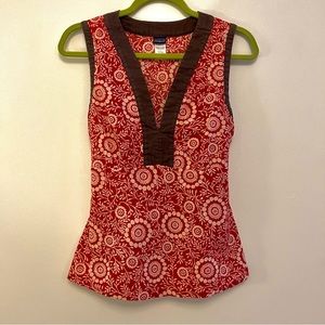 Patagonia Sleeveless V Neck Floral Hemp/Organic Cotton Top